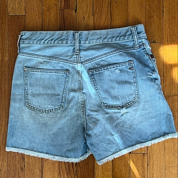 Madewell Button-Fly High Rise Cut-Off Shorts - Picture 3 of 3